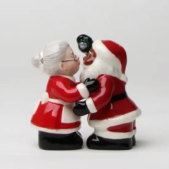 Ceramic Christmas Decor Interracial Santa and Mrs. Claus Salt and Pepper Shakers, Home D&eacute;cor, Gift for Her, Gift for Mom, Kitchen D&eacute;cor kit {3}