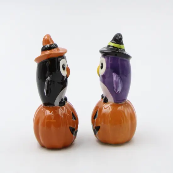 Ceramic Halloween Decor Owl Witches Sitting on Pumpkins Salt and Pepper, Home D&eacute;cor, Gift for Her, Gift for Mom, Kitchen D&eacute;cor, Fall D&eacute;cor {4}
