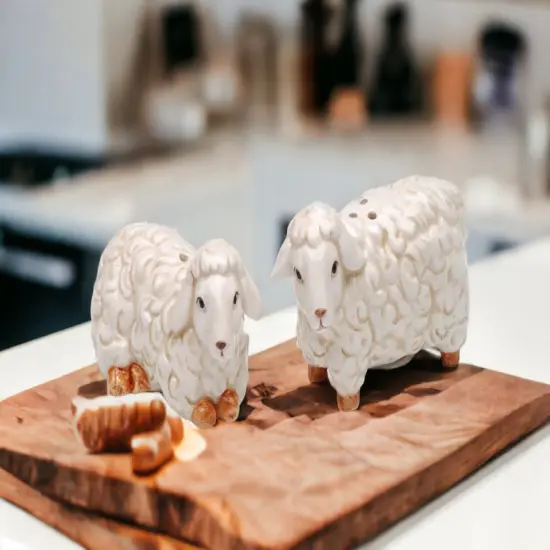 Ceramic Mini Sheep Salt & Pepper Shakers, Home D&eacute;cor, Gift for Her, Gift for Mom, Kitchen D&eacute;cor, Farmhouse D&eacute;cor {2}