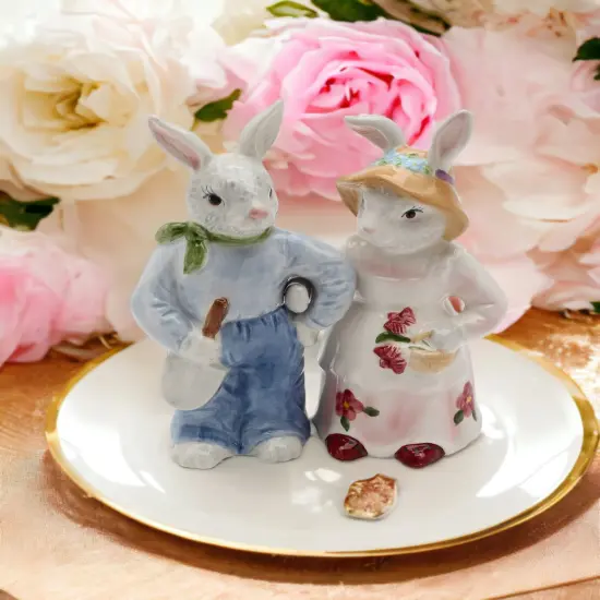 Cute Bunny Rabbit Farmers Salt and Pepper Shakers, Home D&eacute;cor, Gift for Her, Gift for Mom, Kitchen D&eacute;cor, Spring or Easter D&eacute;cor {3}
