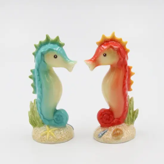 Ceramic Seahorse Salt And Pepper Shakers, Home D&eacute;cor, Gift for Her, Gift for Mom, Kitchen D&eacute;cor {2}