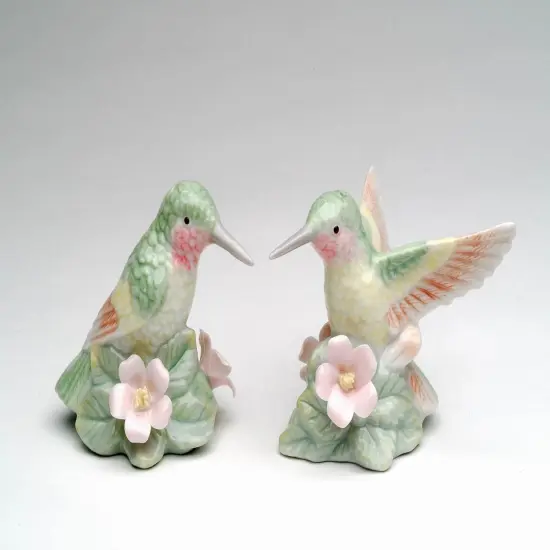 Ceramic Hummingbirds Salt & Pepper Shakers, Home D&eacute;cor, Gift for Her, Gift for Mom, Kitchen D&eacute;cor, Birdwatcher Gift {2}