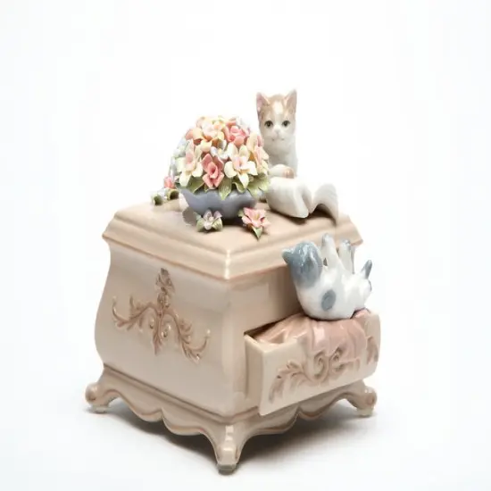 Ceramic Kittens With Dresser Music Box, Home Décor, Gift for Her, Gift for Mom, Kitchen Décor, Cat Lovers Gift, Pet Loss Gift {2}