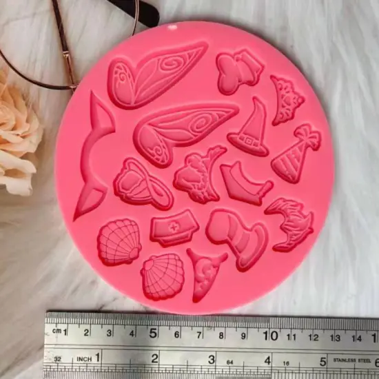 Mini Character Hats Silicone Mold {3}