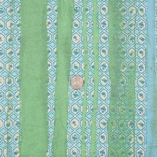 1 Yard Green Rayon Nylon Poplin 57/58" Width Lightweight & Durable Apparel Fabric for Dresses & Blouses {1}