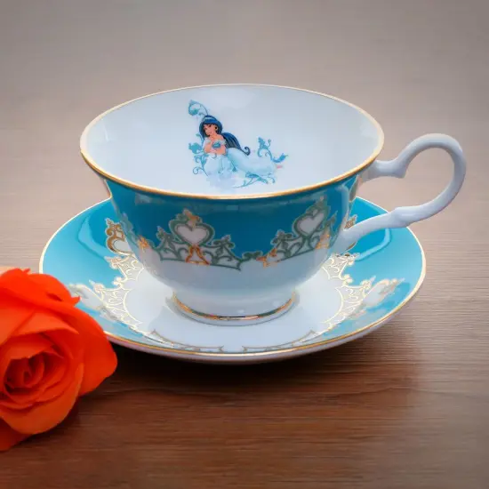 Disney English Ladies: Tiara Gold Jasmine Decorative Cup & Saucer {5}