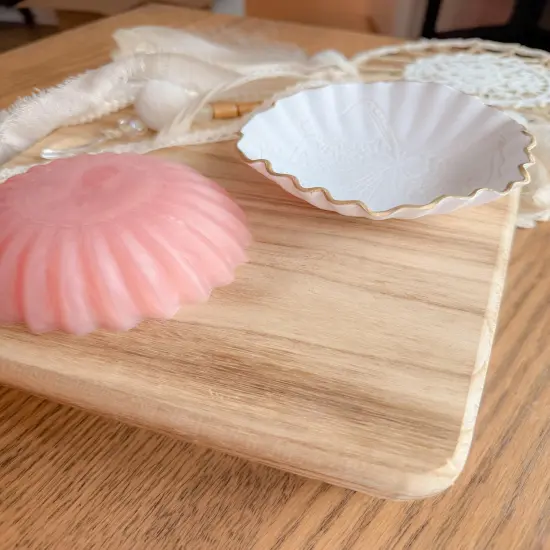 SCALLOPED SILICONE TRINKET DISH MOLD {3}