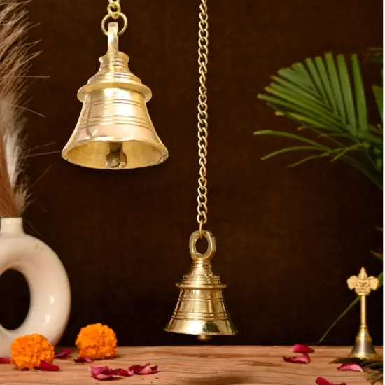 Hanging Brass Bell Hindu Religious Temple Pooja Ghanti with Chain Indian Mandir Decor Wall Mounted Temple Ghanta Ritual Outdoor Indoor Jingle Bell Housewarming Gift {1}