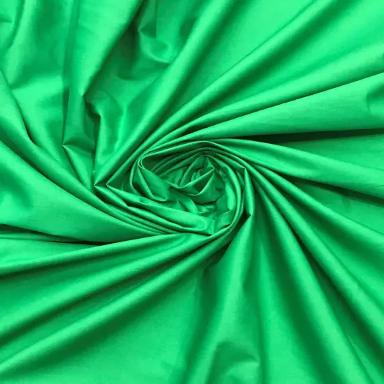 1 Yard Kelly Green Poly Cotton Fabric For Folklorico Skirts Lining Sheets Crafts Apparel 59/60&Prime; Wide {1}