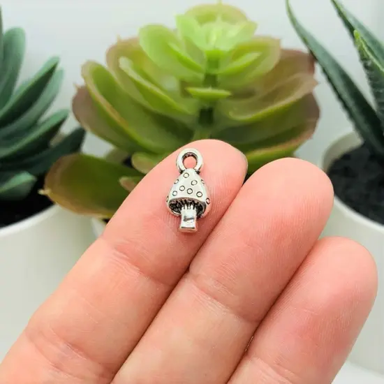 Small Silver Mushroom Charm, 3x8mm {2}