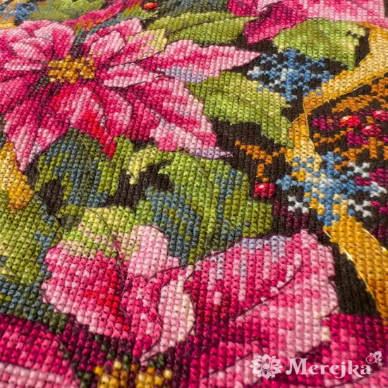 Pink Poinsettia Christmas Stocking K-262 Counted Cross-Stitch Kit {5}