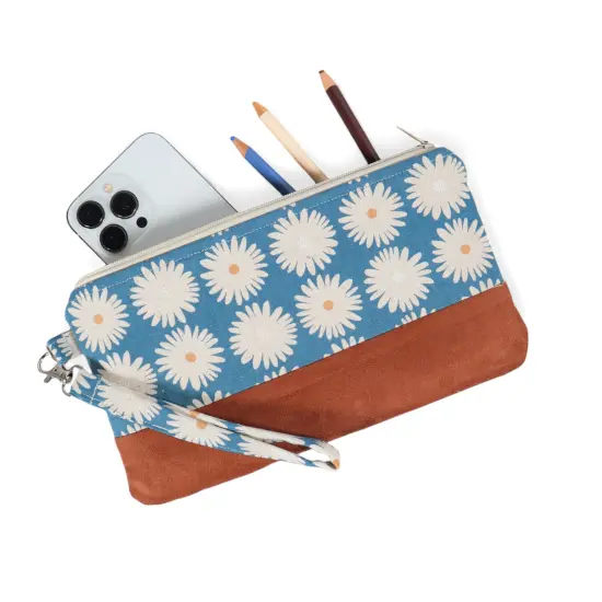 Crosscut Sewing Co.&reg; Wristlet Sewing Kit - Beginner Sewing Project Kit Daisy {6}