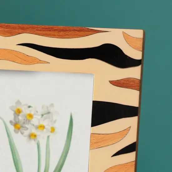 Wave Inlay Photo Frame (Ivory & Black) {3}