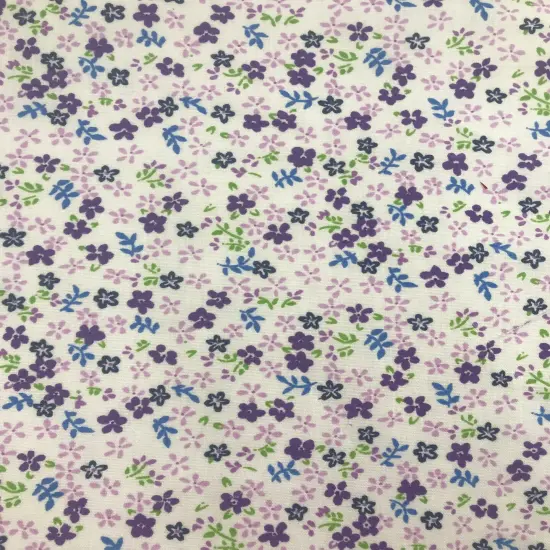 1 Yard Purple Small Daisy Print Poly Cotton Fabric for Sewing Crafts and Decorative Projects 59/60 Inch Width {1}