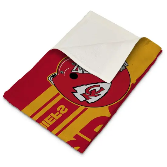 NFL Kansas City Chiefs Play Action Fan Towel 2 Pack 16 x 25 Inches {5}