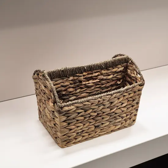 Woven Magazine Holder {6}