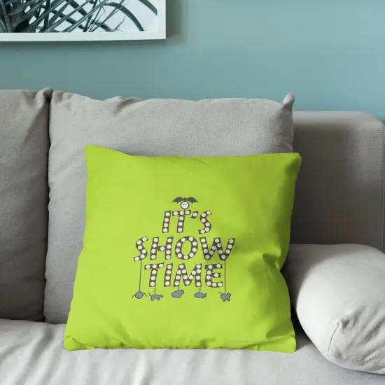 Warner Brothers Beetlejuice 18 Inch Throw Pillow It's Showtime {4}