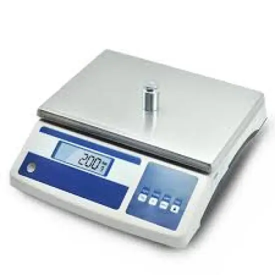 Uline Balance Scale 7.5" x 5.7" Reliable 2,200 g Capacity for Accurate Measurements to 0.1 g {3}