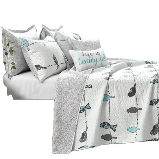 Polyester Birds on Wire Quilt Set with Reversible Design and Decorative Pillows {6}