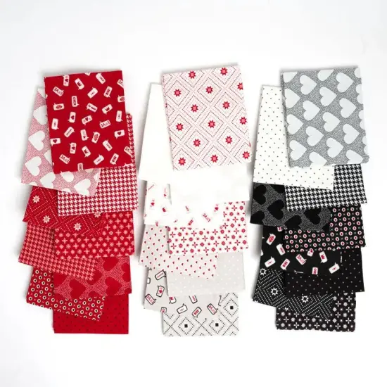 XOXO Jelly Roll by Moda {2}