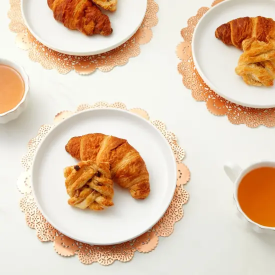 100 Pack Metallic Copper Orange Placemats, Round Paper Lace Doilies for Place Settings, Desserts, Formal Events (10 In) Gold {2}