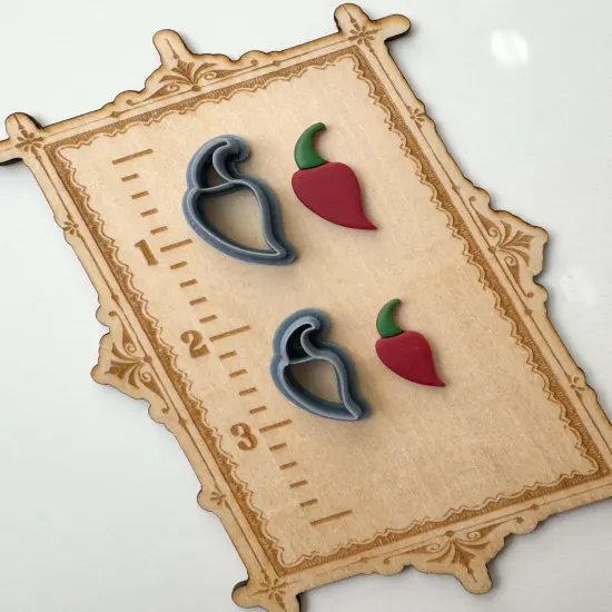 SPICY PEPPERS | SMUT | FOOD | CLAY CUTTERS {3}