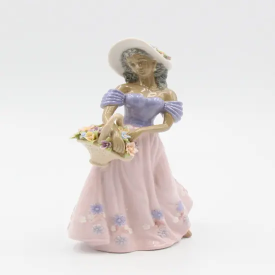 Ceramic African American Lady With Flower Basket Figurine, Home Décor, Gift for Her, Gift for Mom {3}