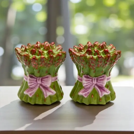 Hand Painted Ceramic Asparagus Salt and Pepper Shakers, Home Décor, Gift for Her, Gift for Mom, Kitchen Décor, Farmhouse Décor {2}
