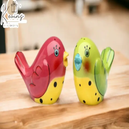 Ceramic Red And Green Dotted Love Birds Salt & Pepper Shakers, Home D&eacute;cor, Gift for Her, Gift for Mom, Kitchen D&eacute;cor, Birdwatcher Gift {1}