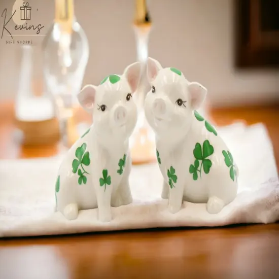 Ceramic Pigs with Shamrock Design Salt and Pepper Shakers, Gift for Her, Gift for Mom, Kitchen D&eacute;cor, Irish Saint Patrick&rsquo;s Day D&eacute;cor {2}