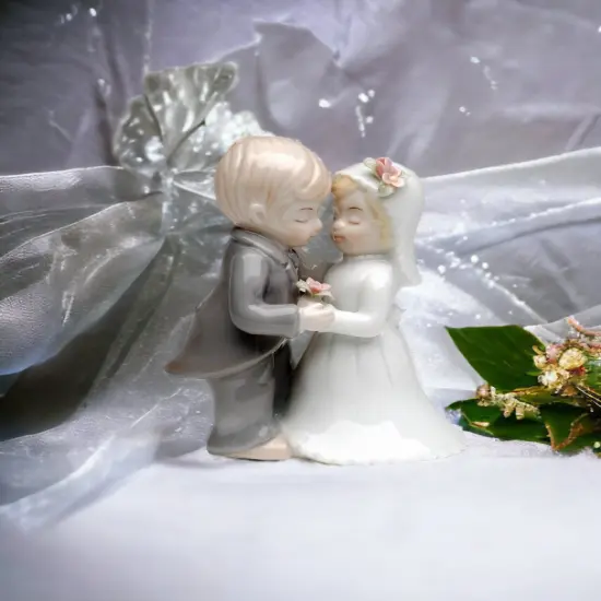 Ceramic Mini Wedding Couple Figurine, Wedding D&eacute;cor, Wedding Gift, Wedding Favor, Anniversary D&eacute;cor, Anniversary Gift, Home D&eacute;cor {2}