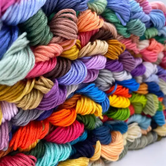 Embroidery Floss 200 Skeins Cross Stitch {4}