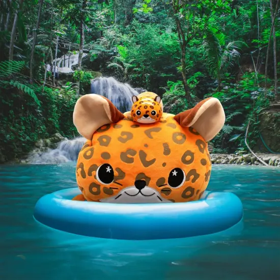 Spotty the Leopard Vinyl Collectible Figurine {5}