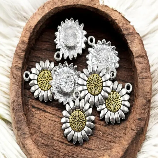 *10* 23x19mm 2 Tone Antique Silver/Gold Sunflower Charms {2}