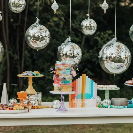 LARGE DAISY YELLOW MELAMINE CAKE STAND {3}