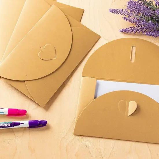 24 Pack Golden Craft Photo Gift Envelopes with Heart Clasps, with White Paper Postcard Inside, 6.8 x 4.3 Inches {2}
