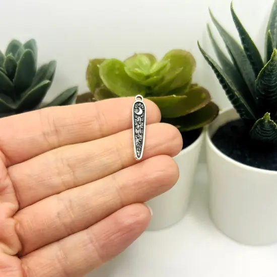 1, 4, 20 or 50 Pieces: Silver Owl Pendant Charms {3}