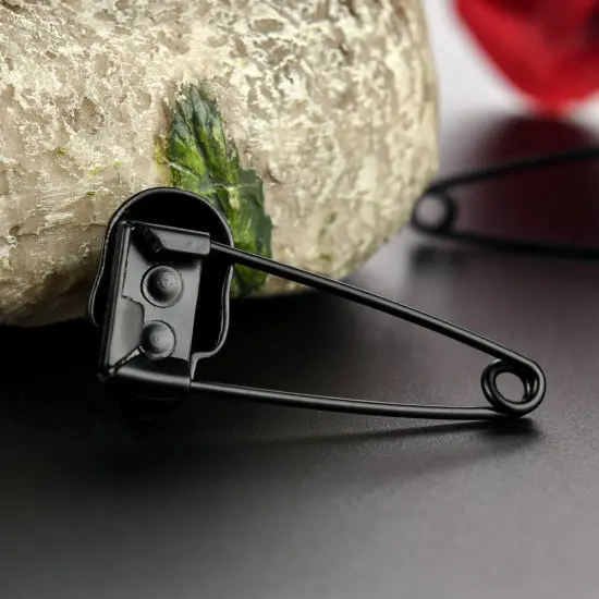 6 Pcs Heavy Duty Safety Pins,Black Safety Pins,Kilt Pin,Skull Head Small Safety Pins,for Blankets Sweater Skirts {1}