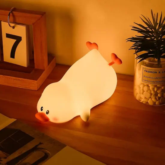 16 Colors Duck Lamp Cute {1}