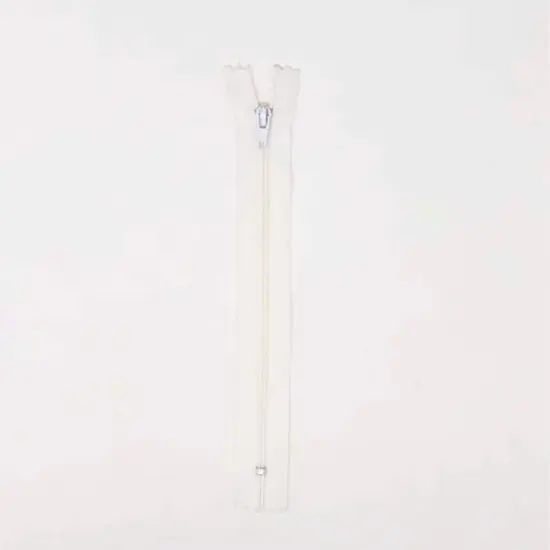 Nylon Zippers 18 Inches Coil #3 Closed Bottom {5}