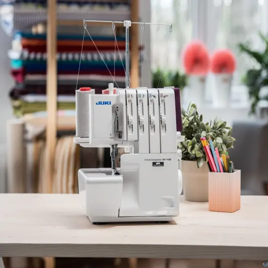 JUKI MO-114D 2/3/4 Thread Overlock Serger Machine {2}