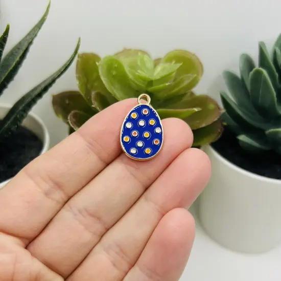 1, 4, 20 or 50 Pieces: Purple Polka Dot Easter Egg Charms {2}