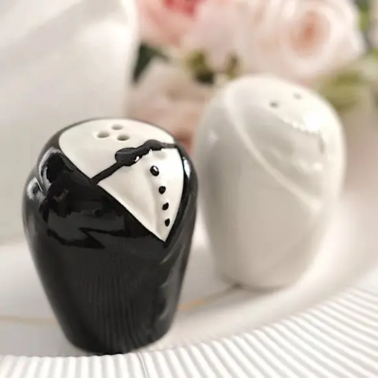 2.5" Bride & Groom Salt and Pepper Shakers {2}