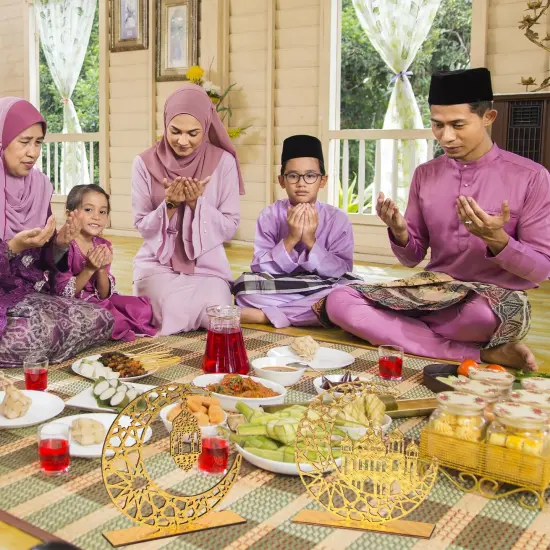 2 Pieces Wood Ramadan Decorations Islamic Eid Mubarak Kareem Table Sign Moon Hollow Star Ornament for Muslim Party Tabletop Decor Home Art Craft Decoration Golden Moon {3}