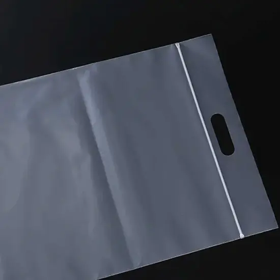 Strong Self-Sealing Cello Bags with Header 4 3/4" x 6 1/2" 1.6 mil {4}