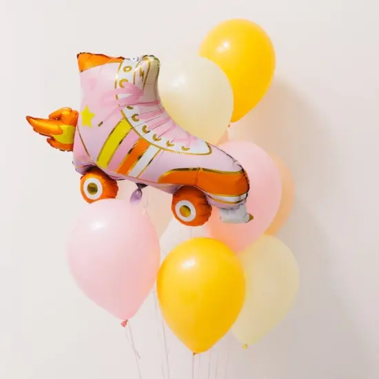 ROLLER SKATE BALLOON {2}