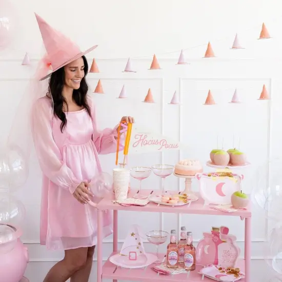 PINK WITCH HAT PLATES {3}