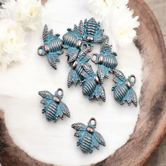 *50* 21x16mm Copper Patina Bee Charms {2}