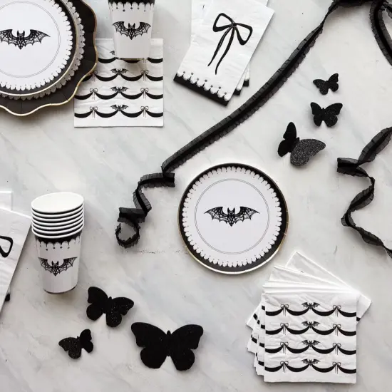 ELEGANT HALLOWEEN DINNER NAPKINS {3}