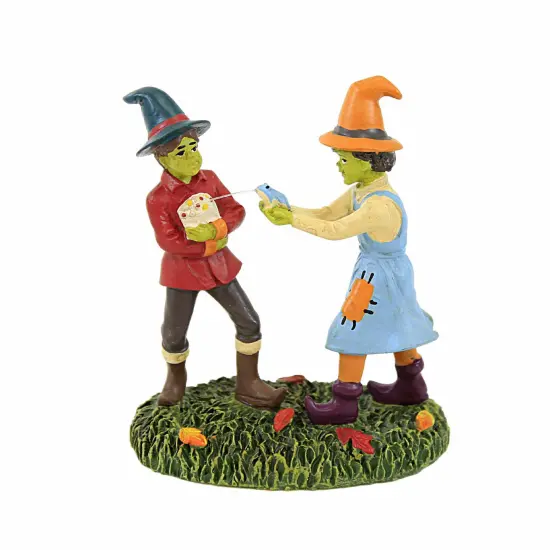 Department 56 Villages 3.0 Inch The Squirting Frog Trick Halloween Halloween Village , Halloween Decor Halloween Green Skin Frog Multicolored {1}